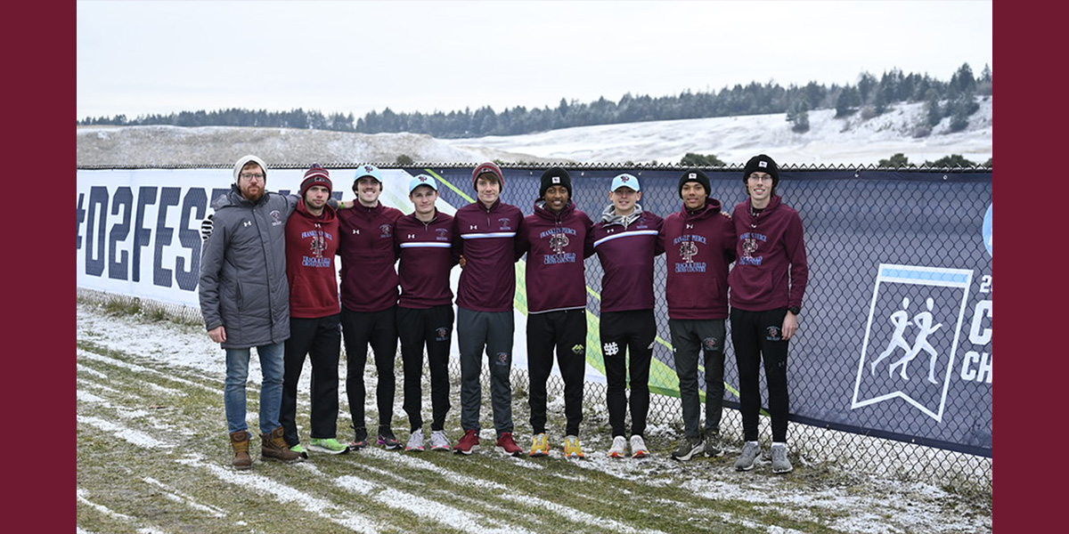 2022 FPU Cross Country Team in Seattle